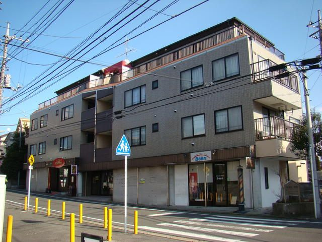 ソレイユ二俣川の外観
