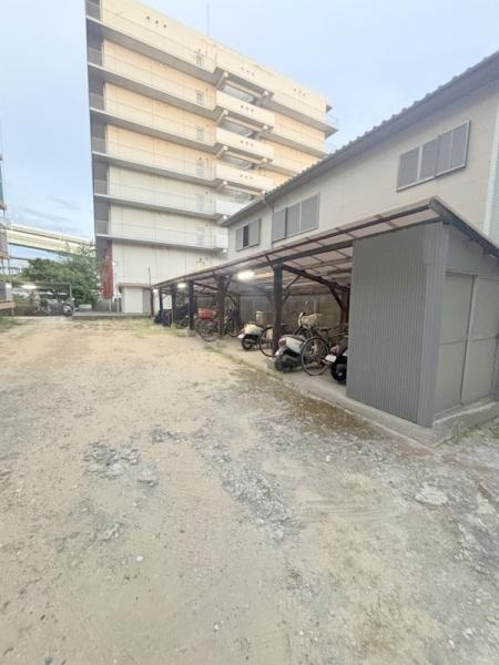 二条通住宅の駐車場|★駐輪場★