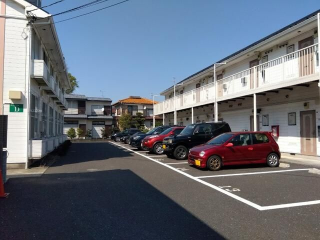 グリーンビレッジ・マルヤスＡ棟の駐車場