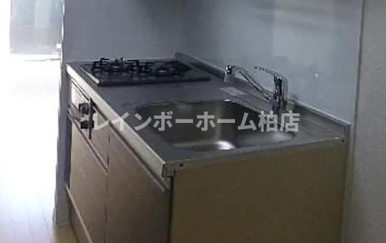 担当エリアのルームアドバイザーが直接対応いたしますのキッチン|コンパクトなキッチンで掃除もラクラク