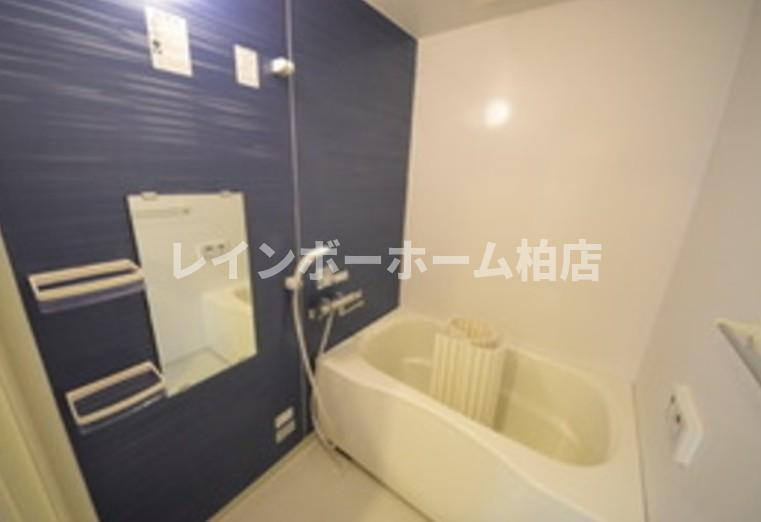 担当エリアのルームアドバイザーが直接対応いたしますの浴室|日々の疲れを癒すお風呂付です