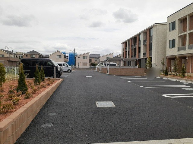 ペガサスＢの駐車場