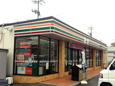 【周辺】 | アンソレイユＢ | セブンイレブン宇部下条２丁目店まで550m
