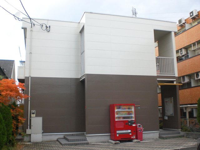 レオパレスアロンジェの外観