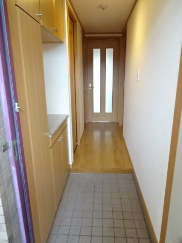 グランデ金谷の玄関