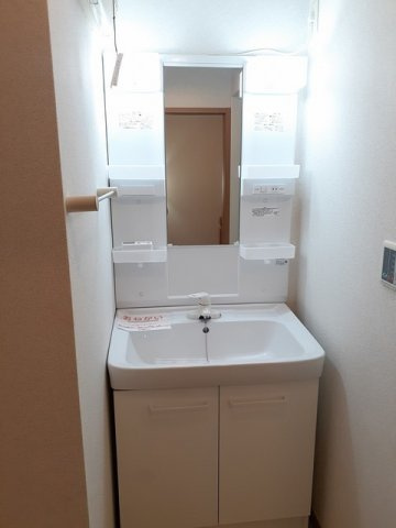 大樹の洗面所