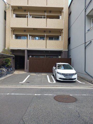 Ｍ＆Ｒの駐車場