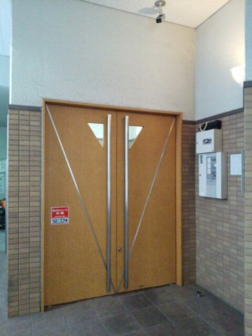グランツ丸の内のエントランス