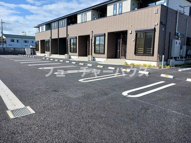 セレーノＡＨ　Ⅱの駐車場|駐車場があります