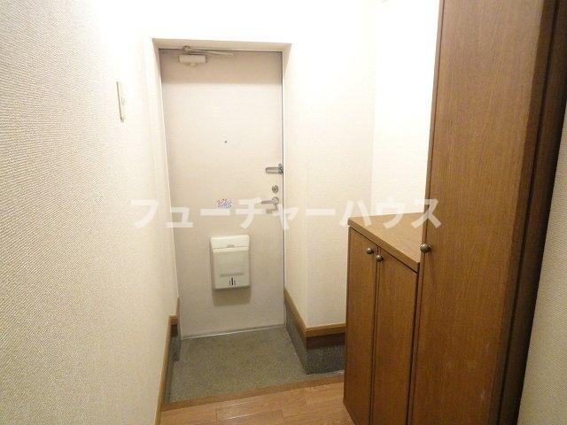 シャインレイクの玄関