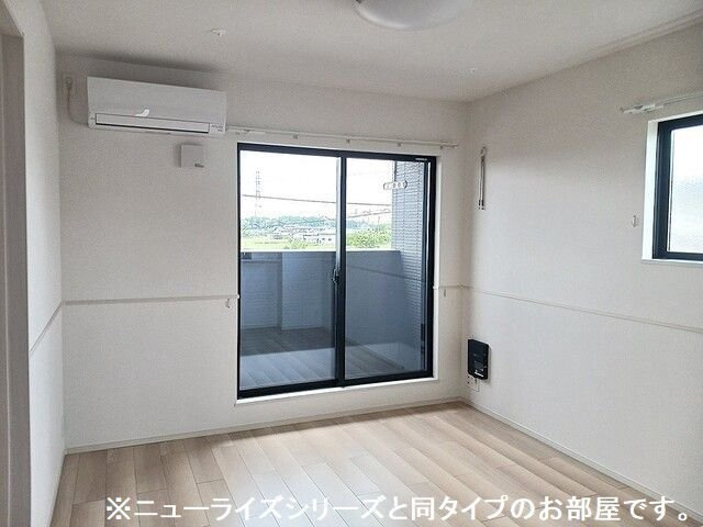 ニューライズＯＴＳＵＮＡ　Ｂの居間・リビング