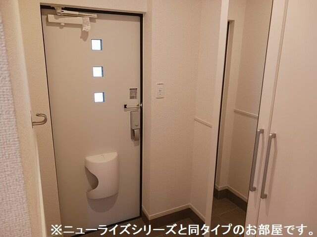 ニューライズＯＴＳＵＮＡ　Ｂの玄関
