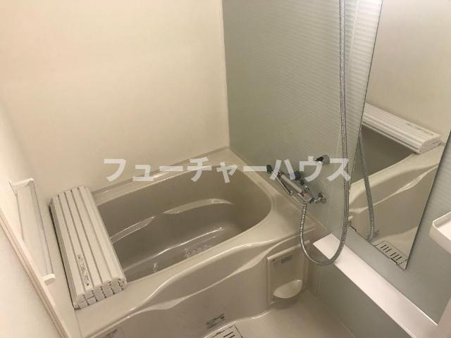 オルセー（Orsay）の浴室|バス