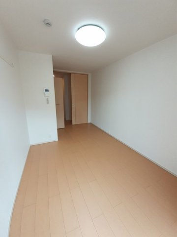 ジョビアル　コートの内装