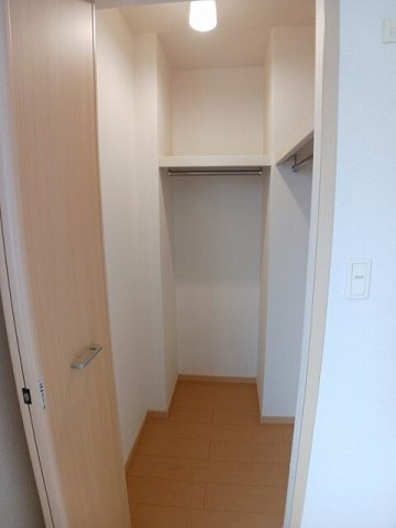 コンフォート東塚Ｈの収納