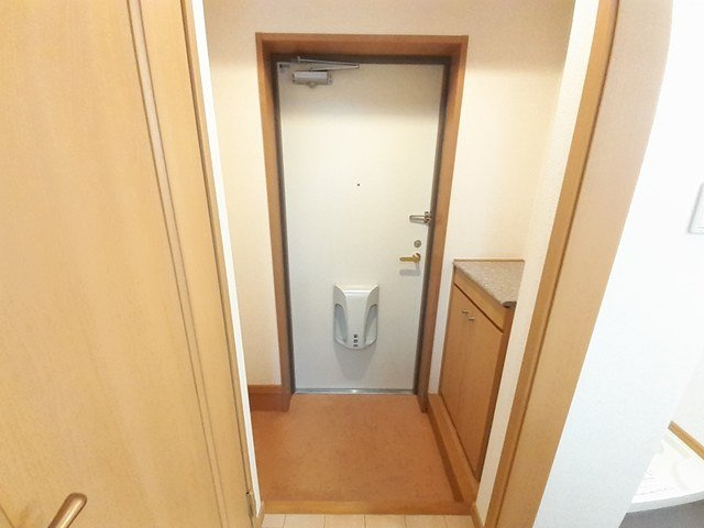 プラティーク　ベリエの玄関