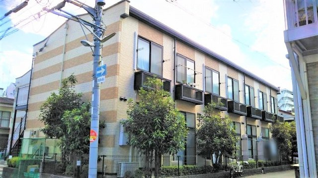 レオパレスメゾン　クレールの外観
