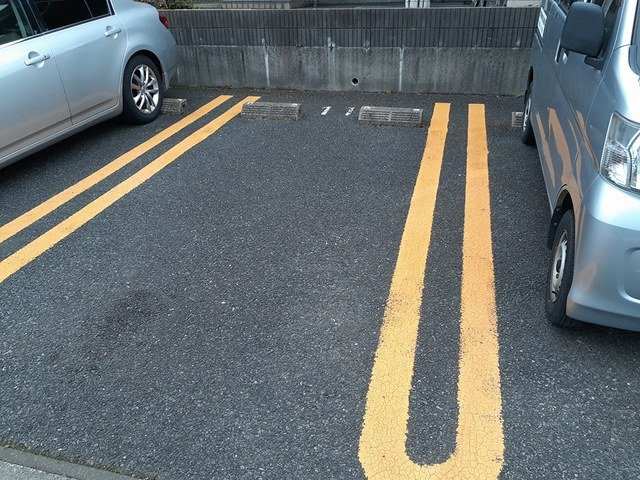 アリエーテの駐車場