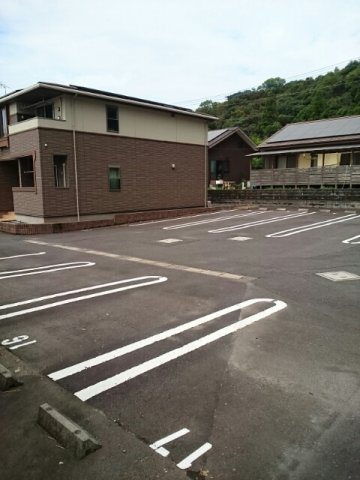 シャローム　Ｂの駐車場