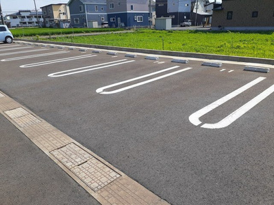 【駐車場】 | リヴェール　Ⅳ | 駐車スペースもあります