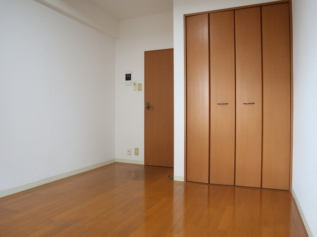 【その他】 | イーストベイ・船橋本町 | きれいな洋室です