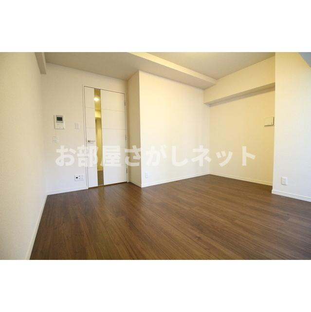 プレール・ドゥーク西新宿五丁目【おとり物件なし】#学生・社会人にオススメ！初期費用分割払いOK！の居間・リビング
