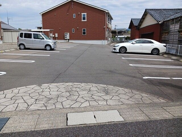 スイセンⅠの駐車場