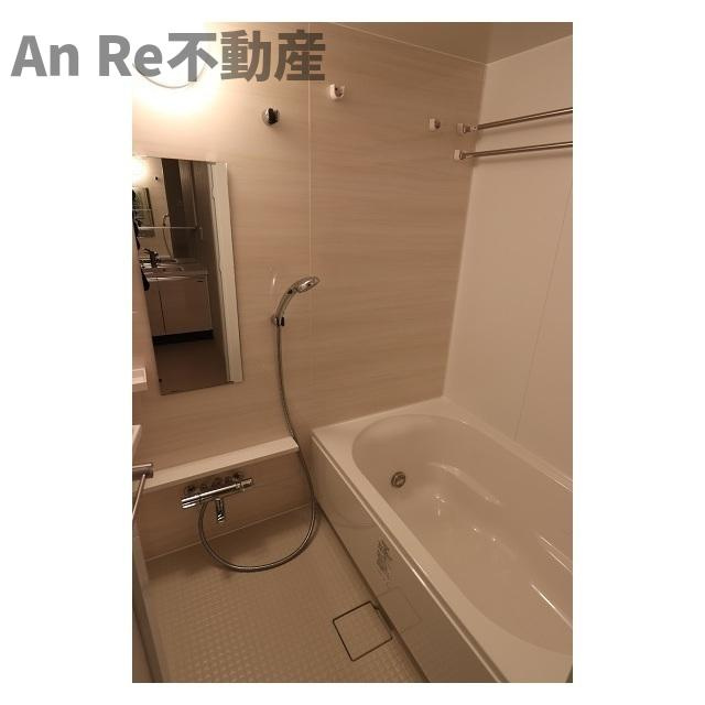川口市東川口１丁目の賃貸マンションの浴室