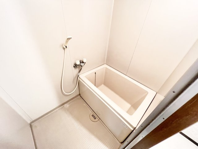タウニー四和の浴室|※別部屋参考写真