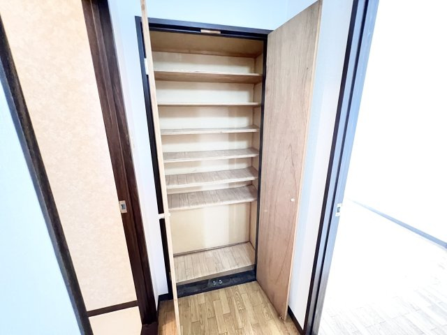タウニー四和の収納|※別部屋参考写真
