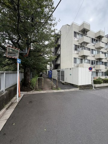 日興パレス高田馬場の外観