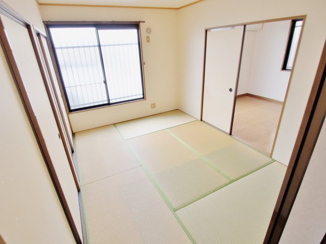 ハイカムール入川の和室