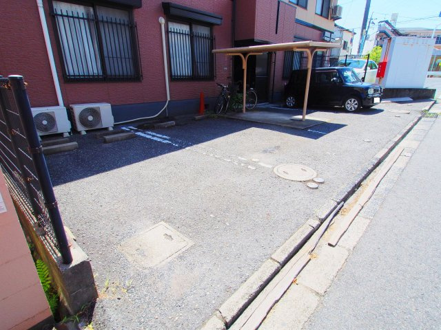 ハイカムール入川の駐車場