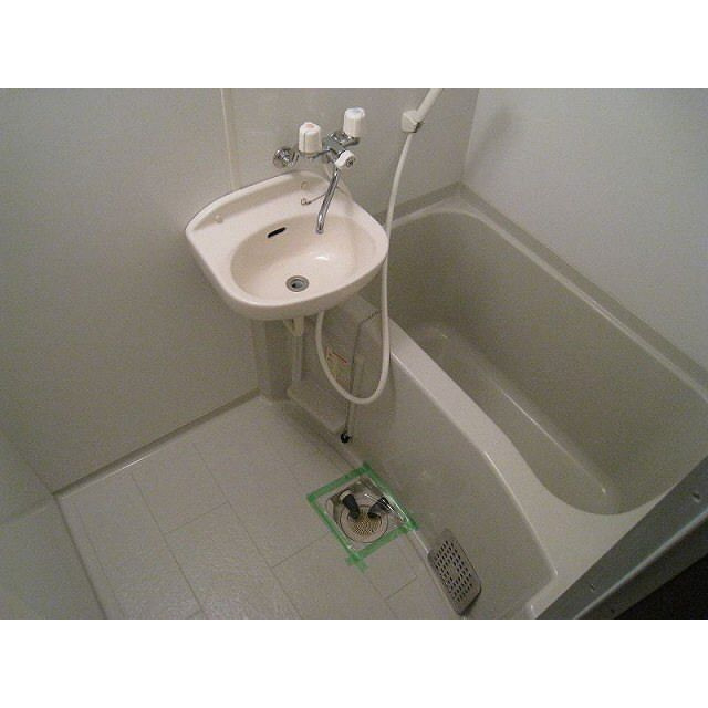 アンプルールフェールYoshidaの浴室