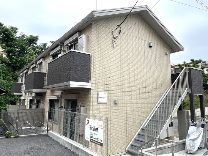 ドルチェ山手の外観
