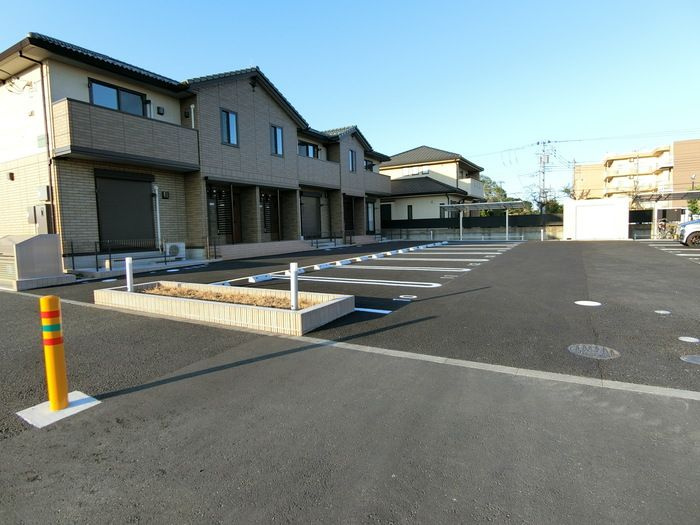 クレール湘南台Ⅳ　Aの駐車場