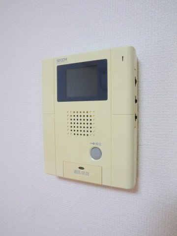 【セキュリティ】 | リブリ・ソラーレ | TV付きインターホンでセキュリティ面も安心です