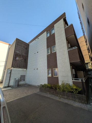 【外観】 | リブリ・ソラーレ | 落ち着いた雰囲気の外観です