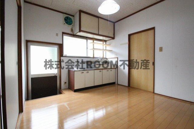 曽於市財部町南俣の一戸建てのキッチン|きれいなキッチンです