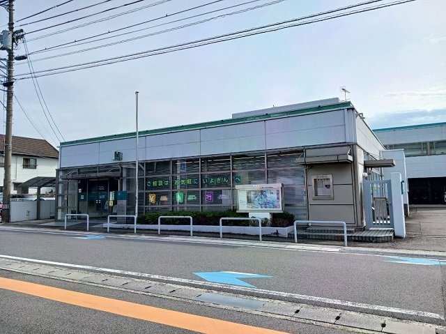 【周辺】 | イニツィアーレ | 伊予銀行横河原支店様まで1000m
