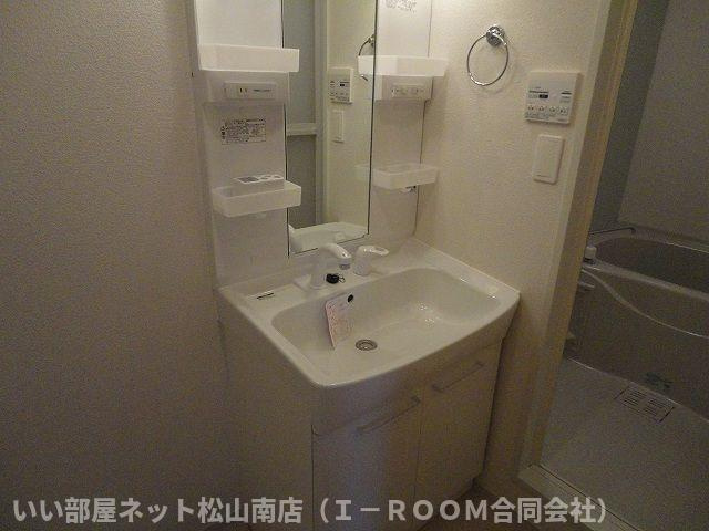 【洗面所】 | グラース