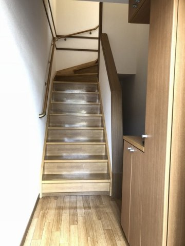 リヴ・さかえの玄関|きれいな玄関です