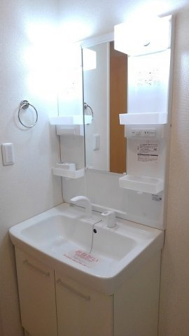 リアン・Ａの洗面所|忙しい朝には欠かせない洗面所です