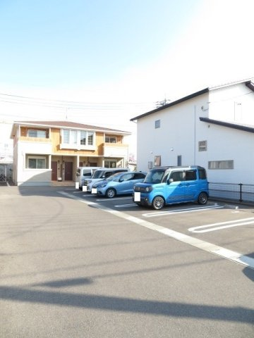リアン・Ａの駐車場|駐車場があるので、車を買う予定の方も安心です