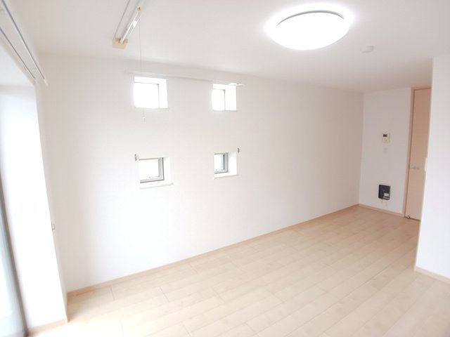 アルカディア　Ⅳの内装|過ごしやすい室内です