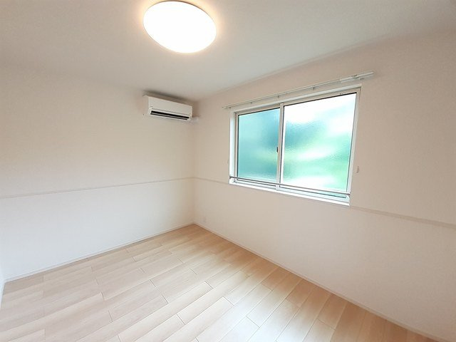 雅の寝室|おしゃれな内装です
