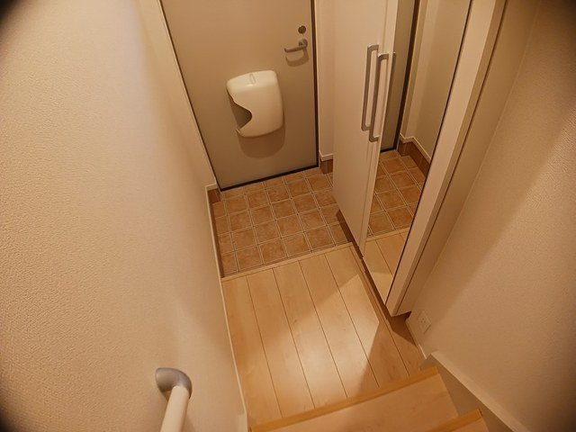 プラシージュの玄関