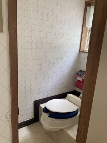 安浦町大字中畑立小路　戸建てのトイレ|落ち着いたトイレです