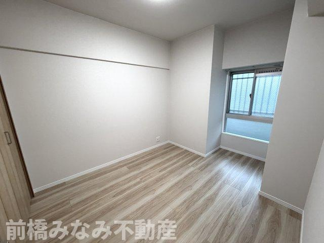 【中古マンション】高崎市並榎町　ホーユウパレス　512号室の洋室|広々とした洋室です