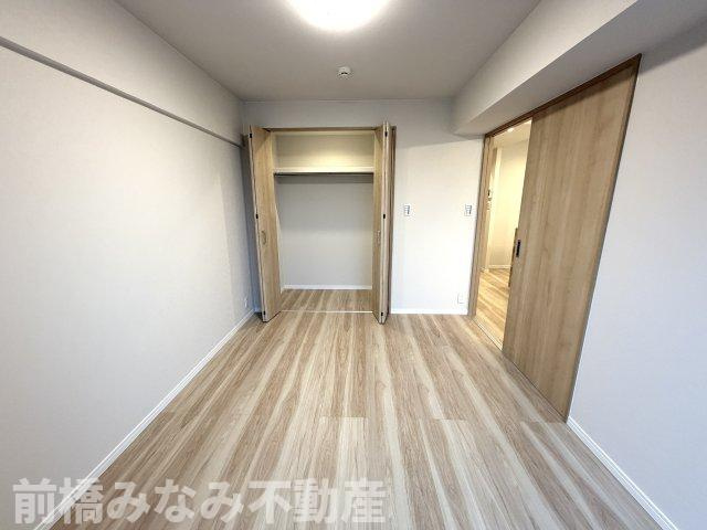 【中古マンション】高崎市並榎町　ホーユウパレス　512号室の洋室|ゆったりした洋室です